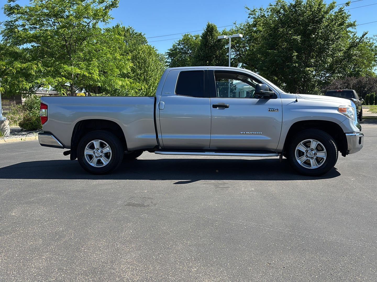 2016 Toyota Tundra SR5