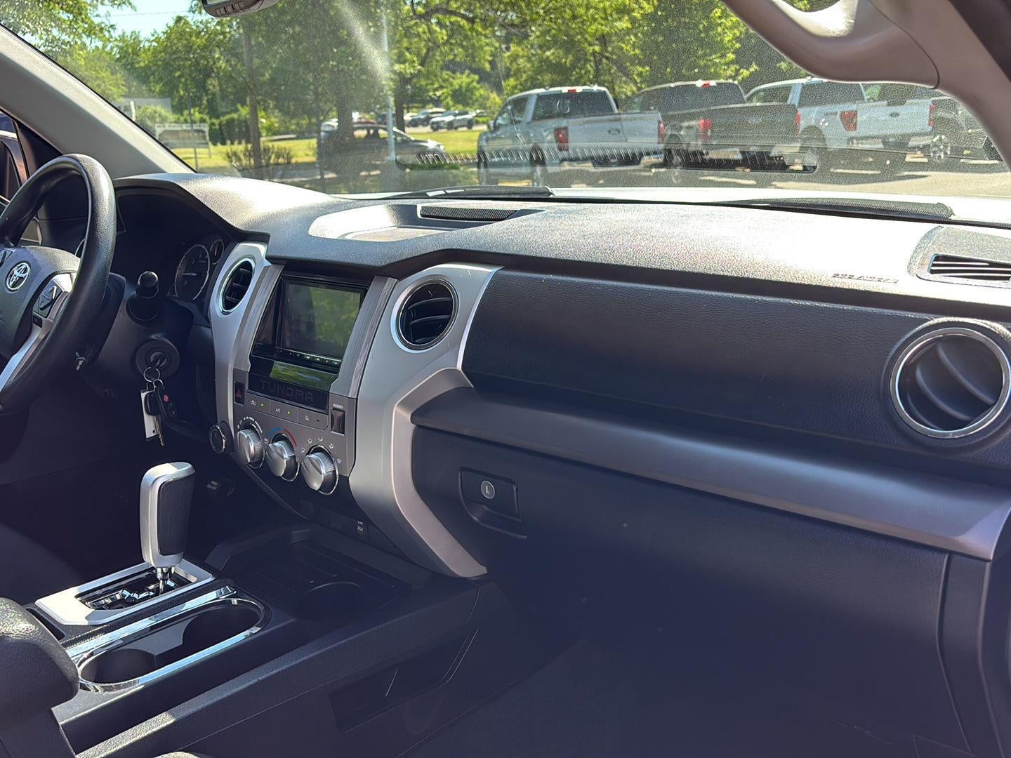 2016 Toyota Tundra SR5