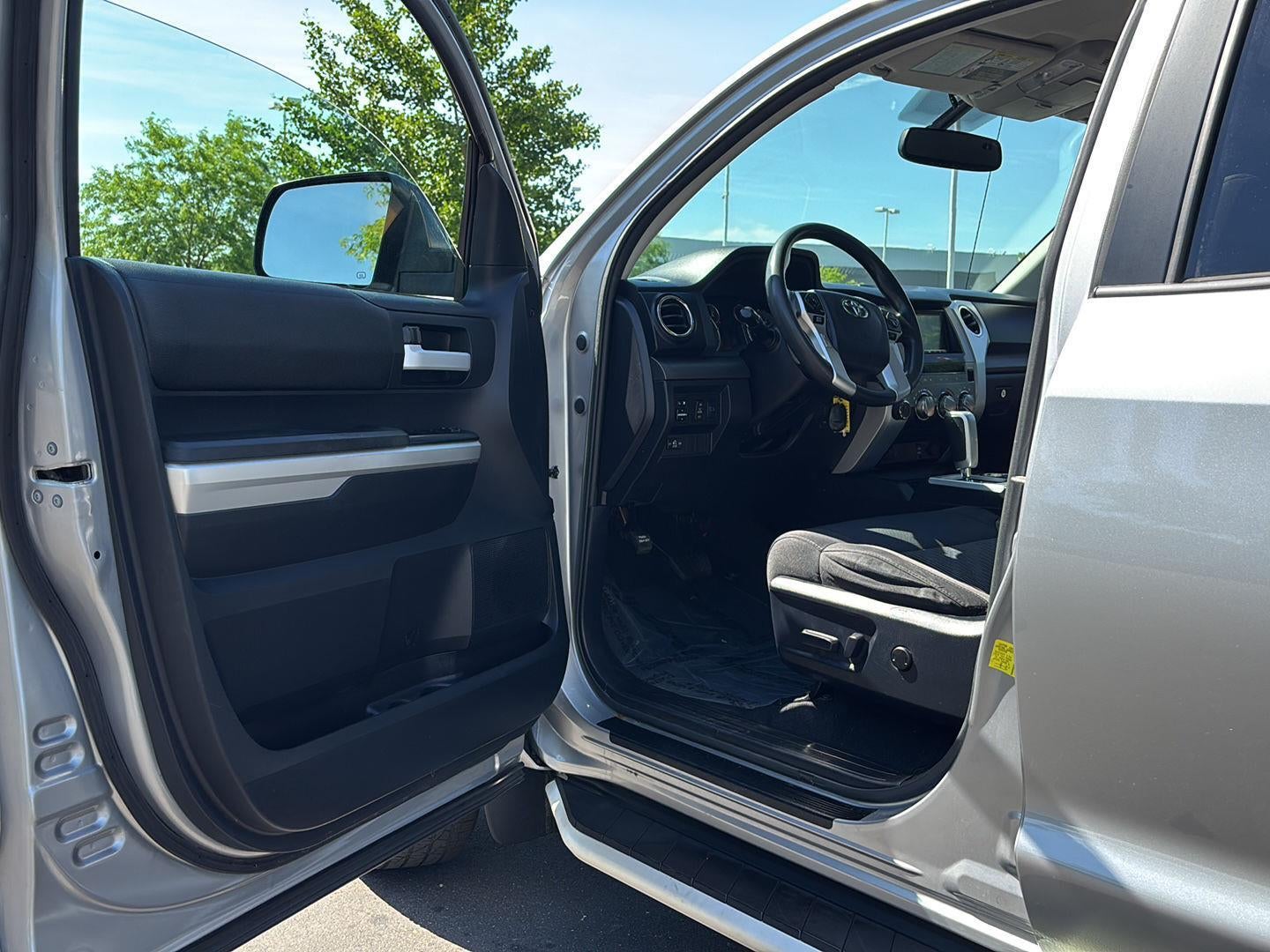 2016 Toyota Tundra SR5