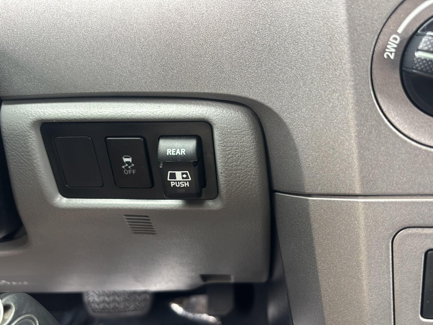 2012 Toyota Tundra Truck Double Cab 5.7L FFV V8 6-Spd AT (Natl)