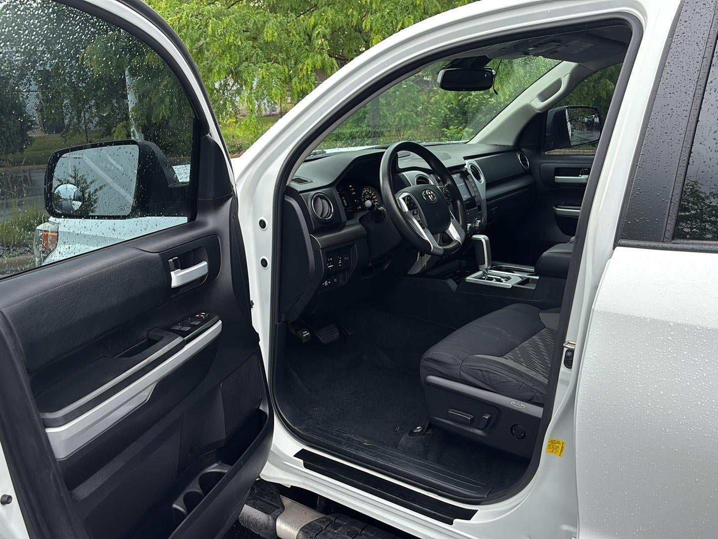 2020 Toyota Tundra SR5