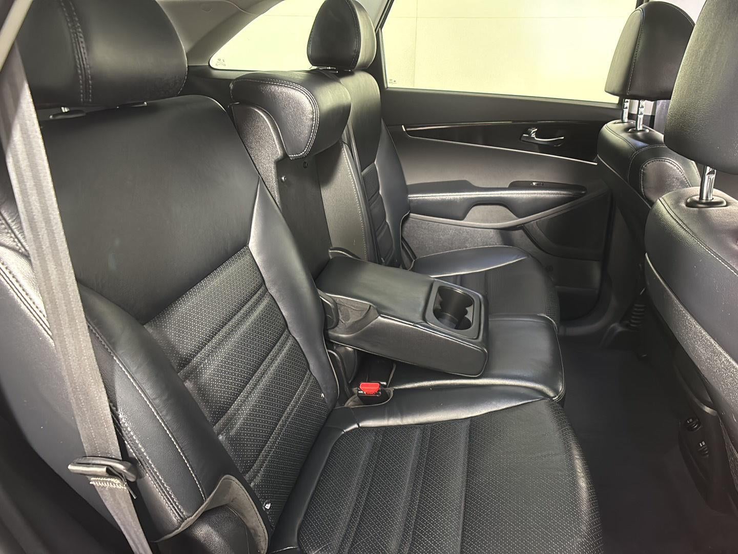 2020 Kia Sorento EX V6