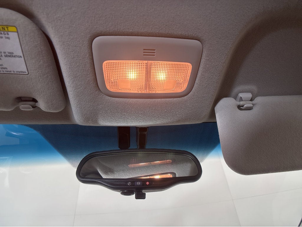 2009 Pontiac Vibe w/1SB