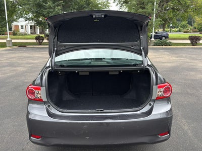 2012 Toyota Corolla 4dr Sdn Auto LE (Natl)
