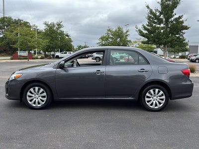 2012 Toyota Corolla 4dr Sdn Auto LE (Natl)