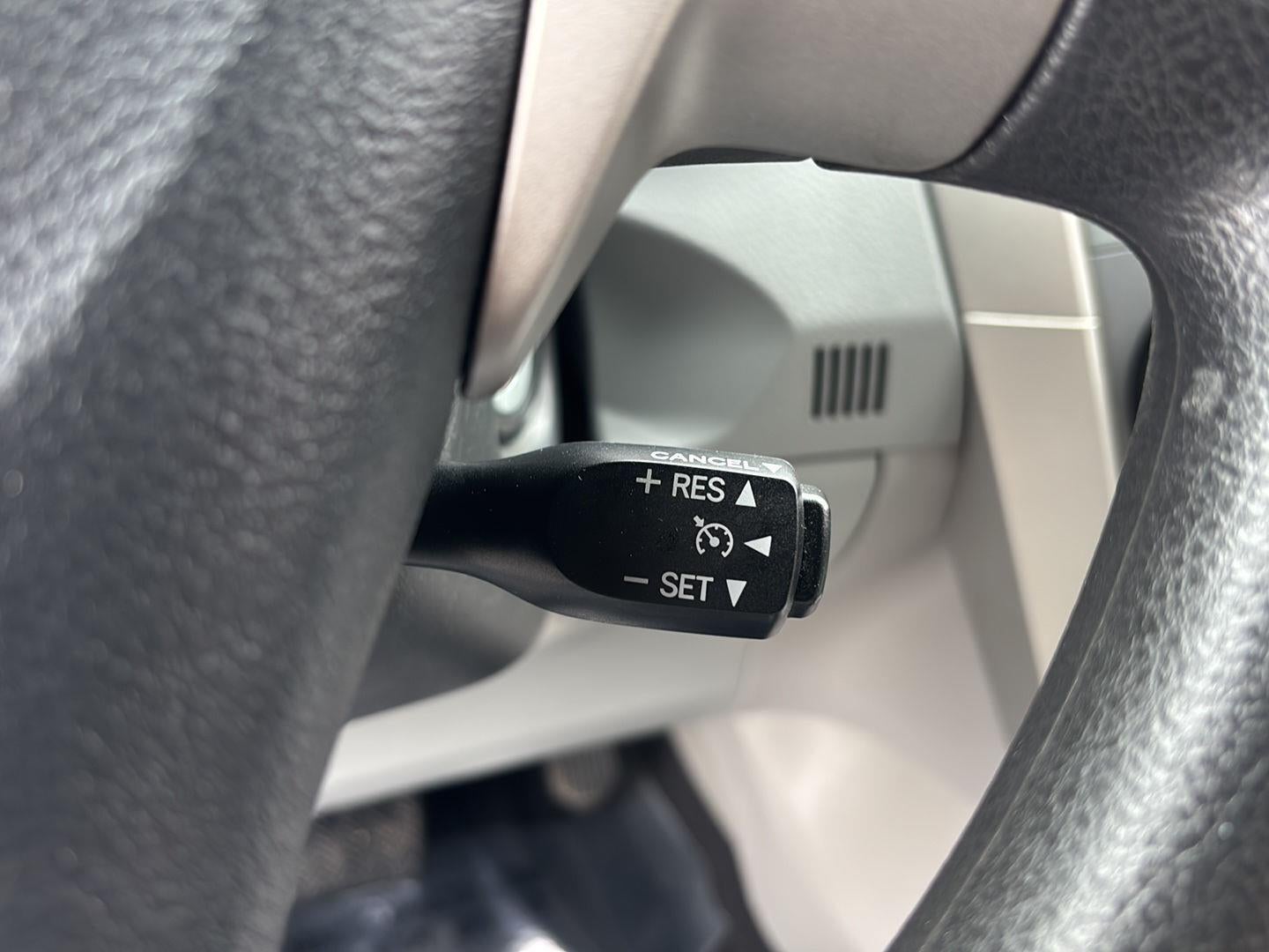 2012 Toyota Corolla 4dr Sdn Auto LE (Natl)