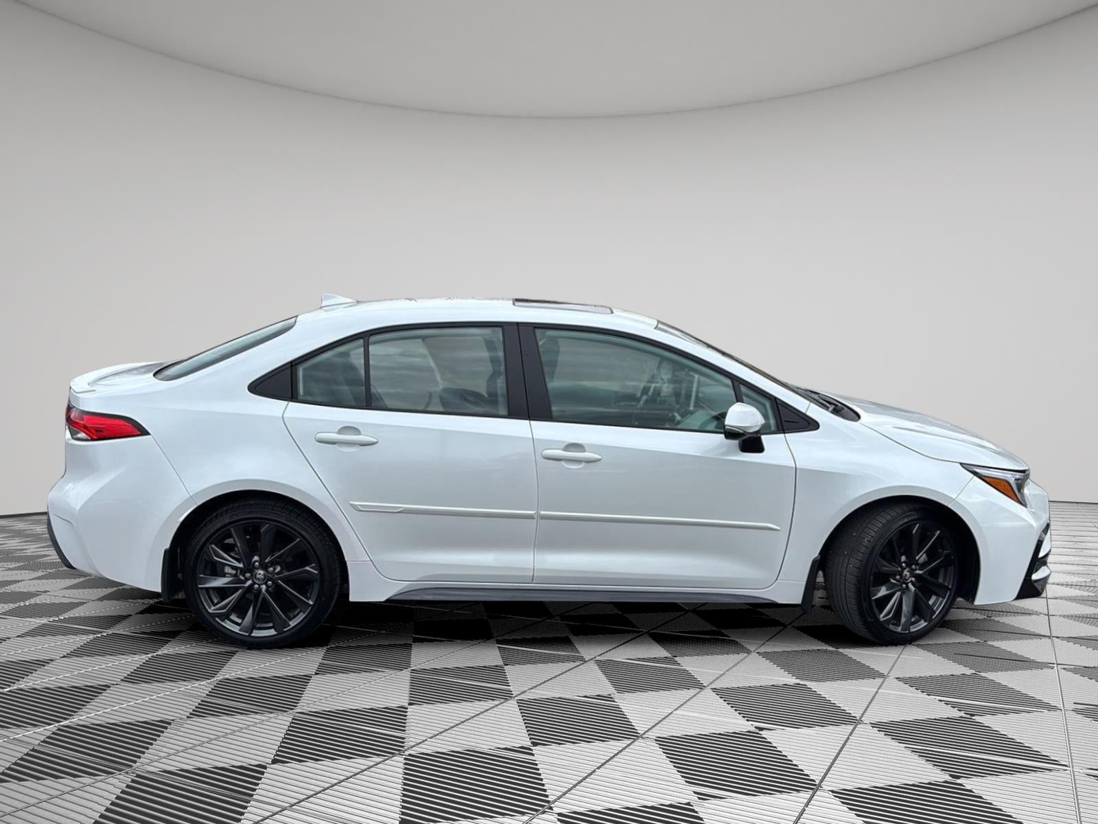 2025 Toyota Corolla SE