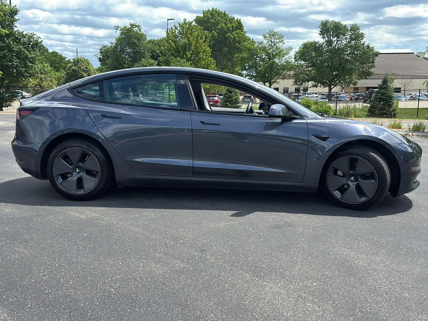 2023 Tesla Model 3 RWD