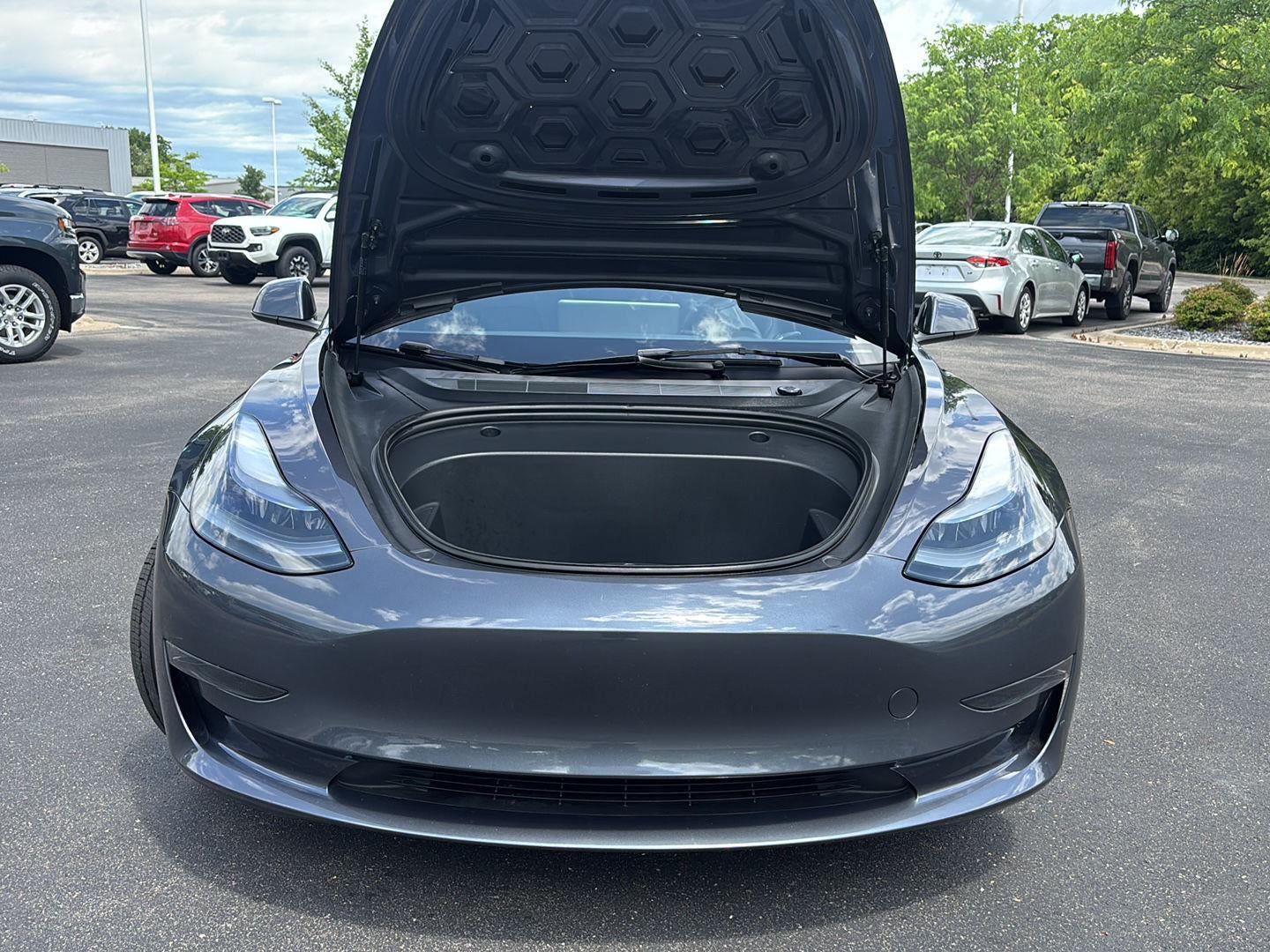 2023 Tesla Model 3 RWD