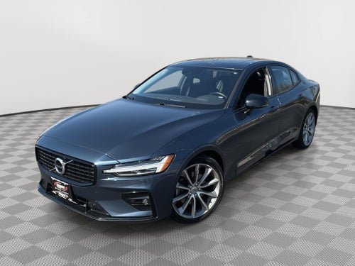 2021 Volvo S60 Momentum