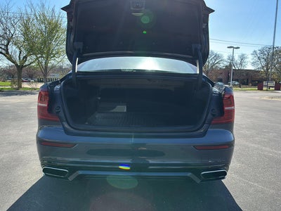 2021 Volvo S60 Momentum