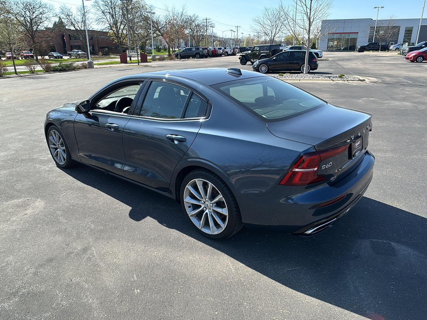 2021 Volvo S60 Momentum