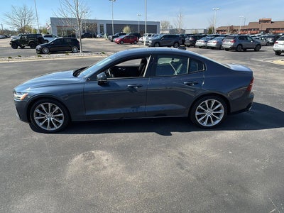 2021 Volvo S60 Momentum