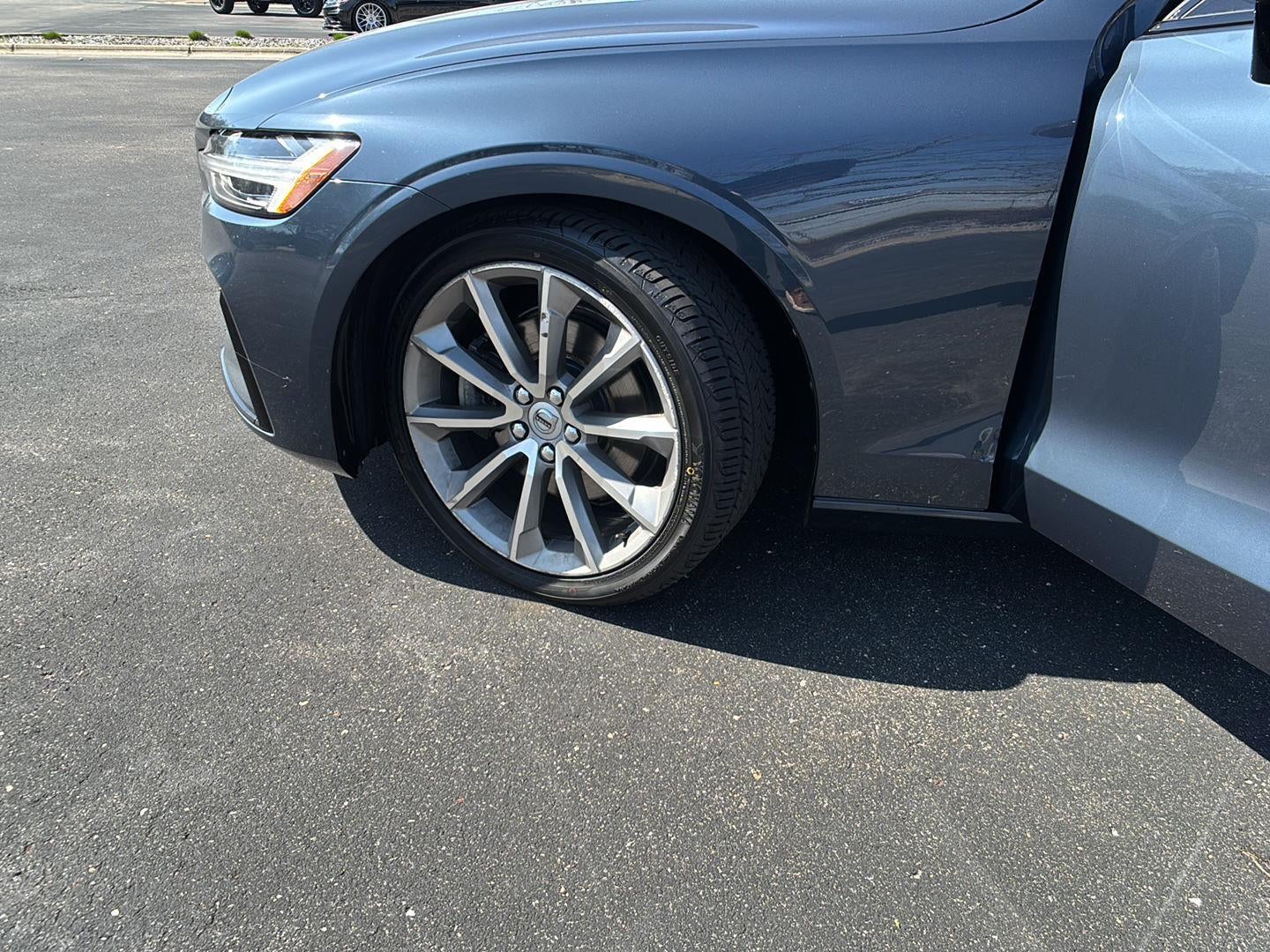 2021 Volvo S60 Momentum