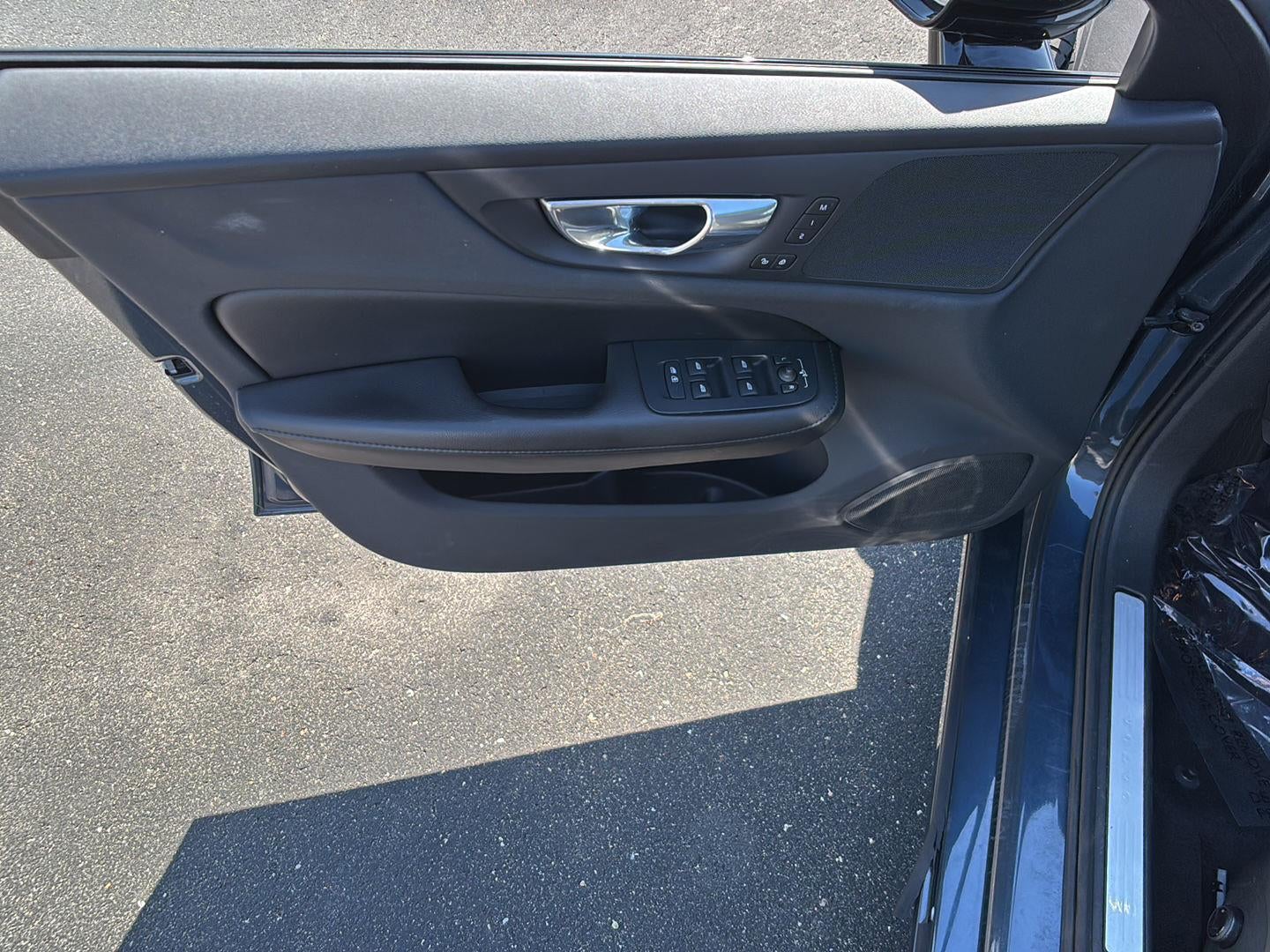 2021 Volvo S60 Momentum