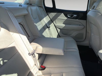 2024 Volvo S60 Plus Dark Theme