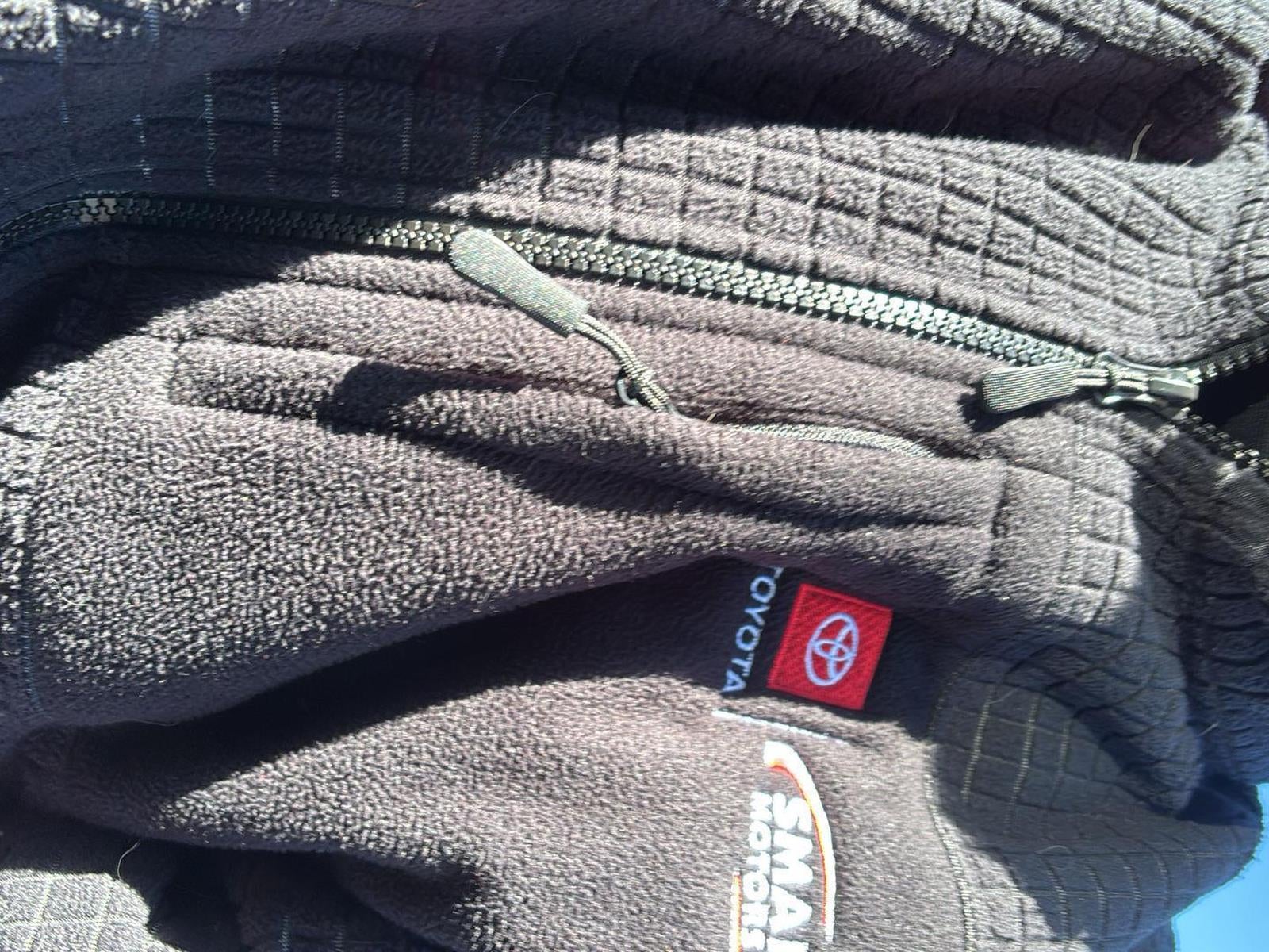 2024 Volvo S60 Plus Dark Theme