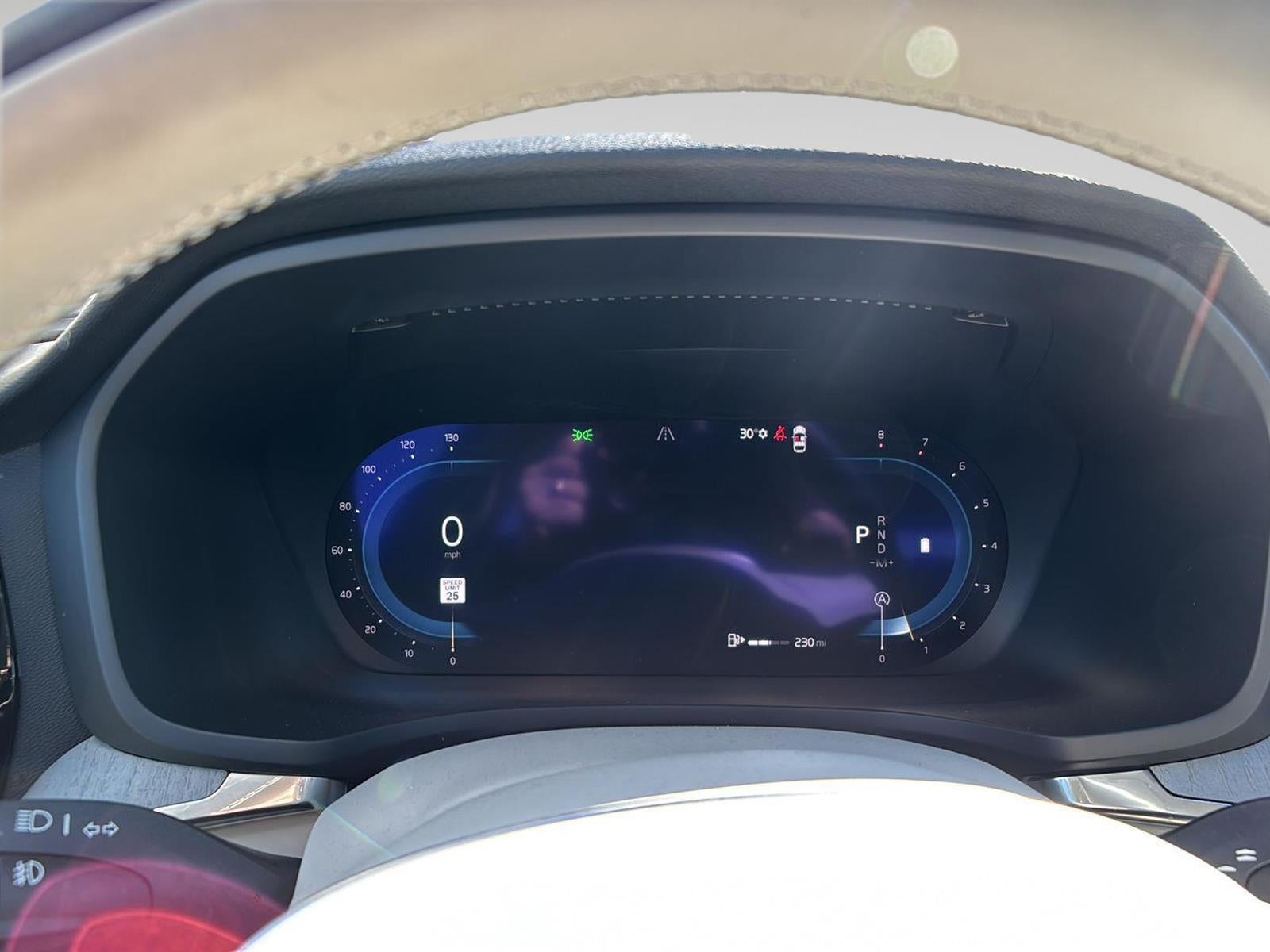 2024 Volvo S60 Plus Dark Theme