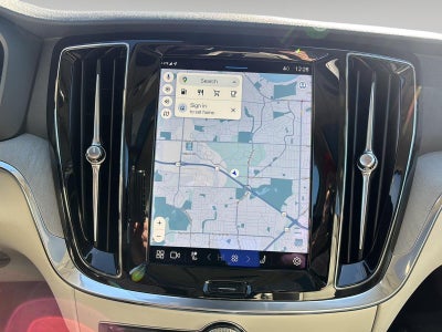 2024 Volvo S60 Plus Dark Theme