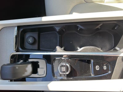 2024 Volvo S60 Plus Dark Theme