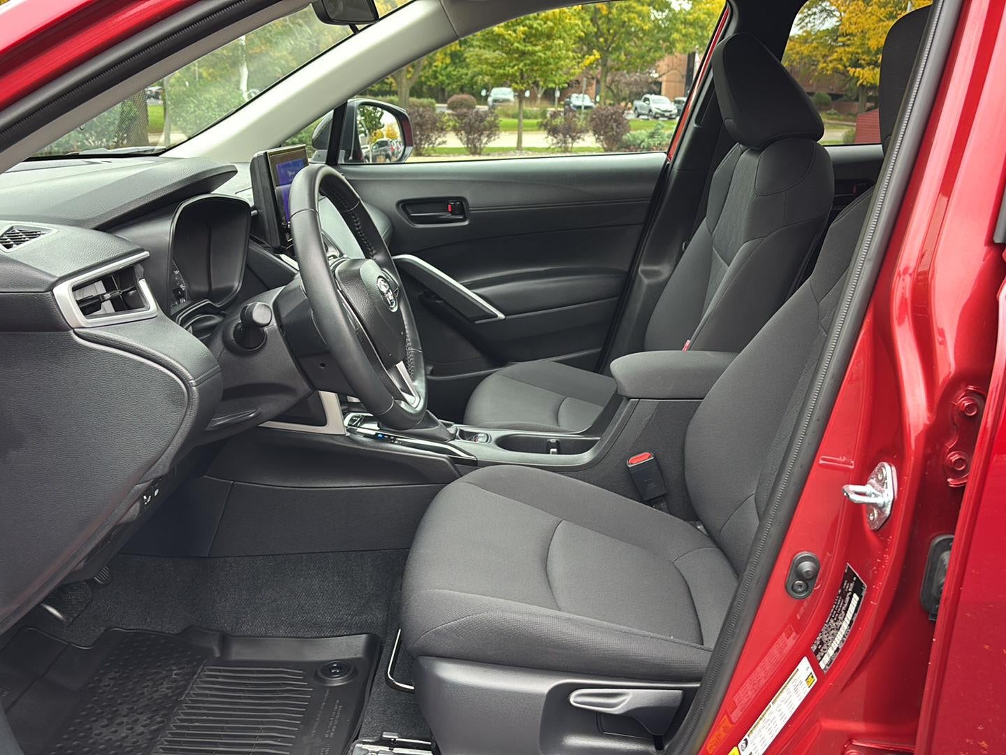 2025 Toyota Corolla Cross LE