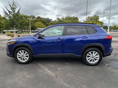 2025 Toyota Corolla Cross LE