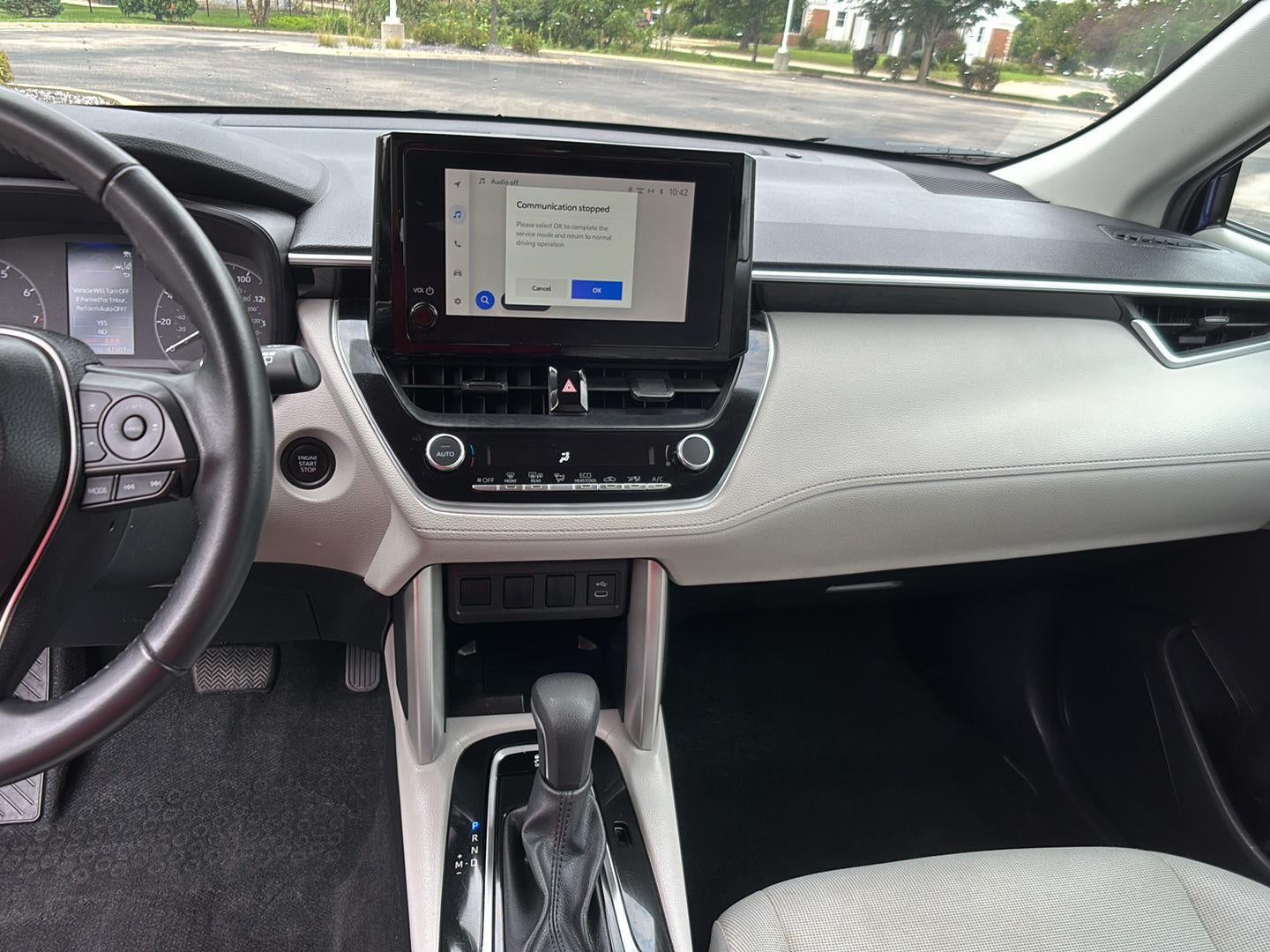 2025 Toyota Corolla Cross LE