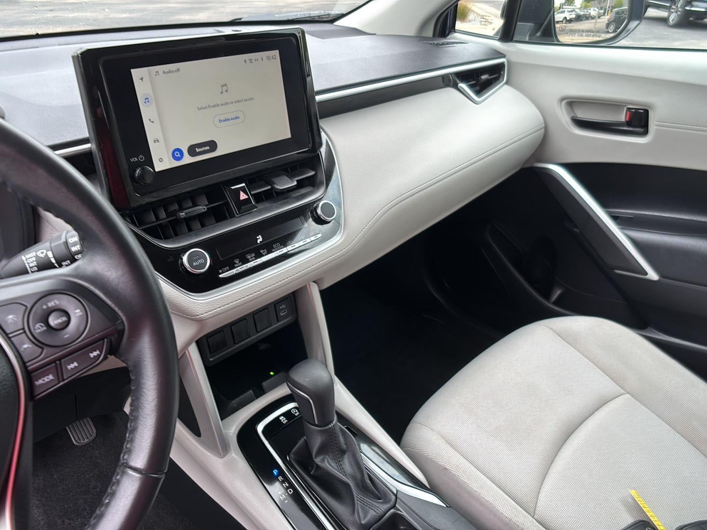 2025 Toyota Corolla Cross LE