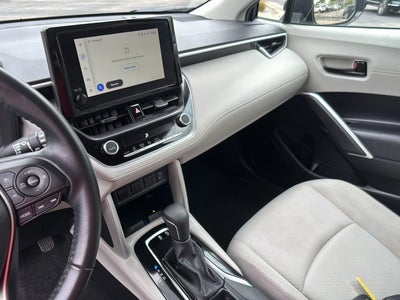 2025 Toyota Corolla Cross LE