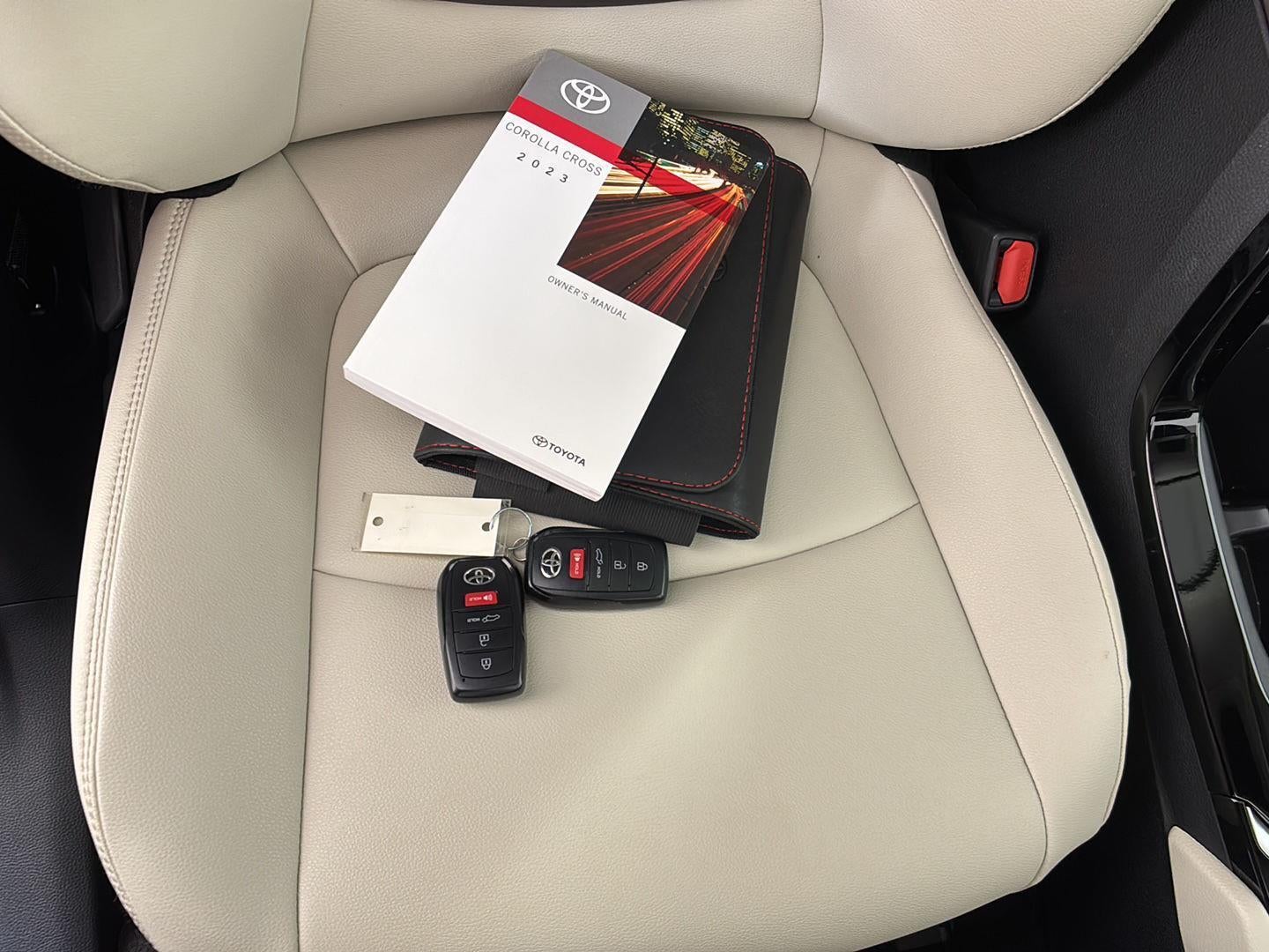 2023 Toyota Corolla Cross XLE