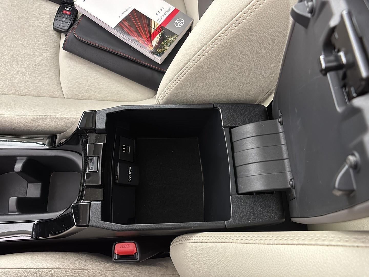 2023 Toyota Corolla Cross XLE