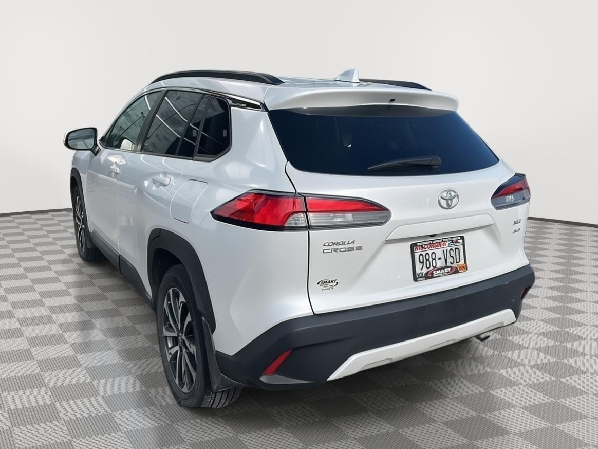 2023 Toyota Corolla Cross XLE