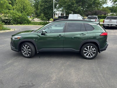 2023 Toyota COROLLA CROSS XLE