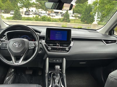 2023 Toyota COROLLA CROSS XLE