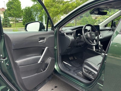 2023 Toyota COROLLA CROSS XLE