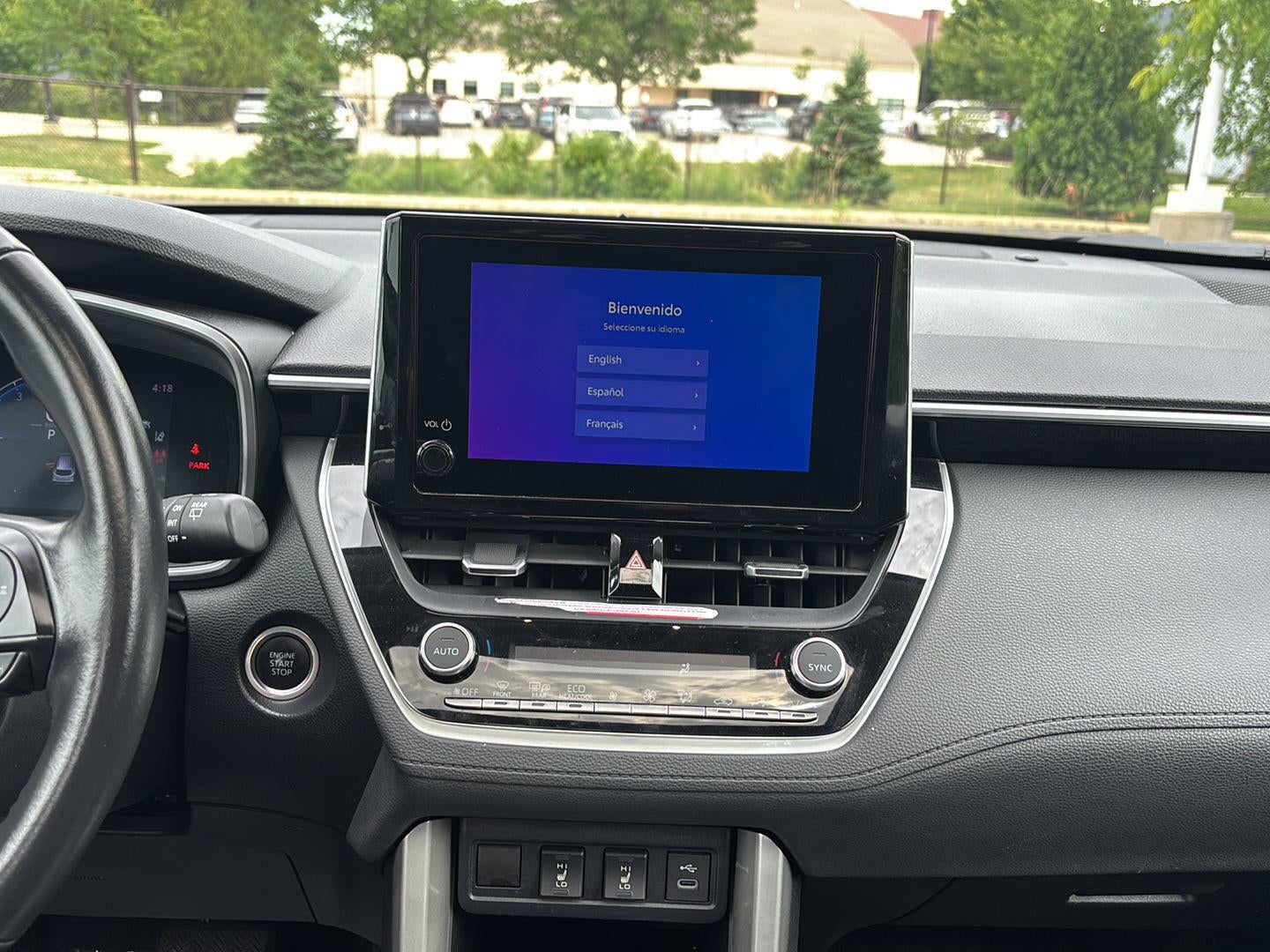 2023 Toyota COROLLA CROSS XLE