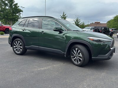 2023 Toyota COROLLA CROSS XLE