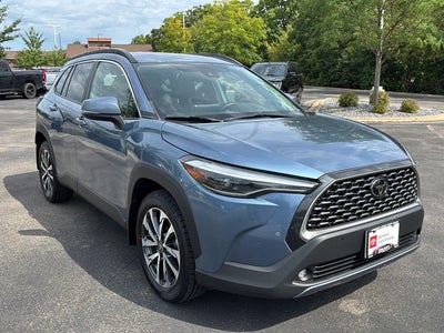2022 Toyota Corolla Cross XLE