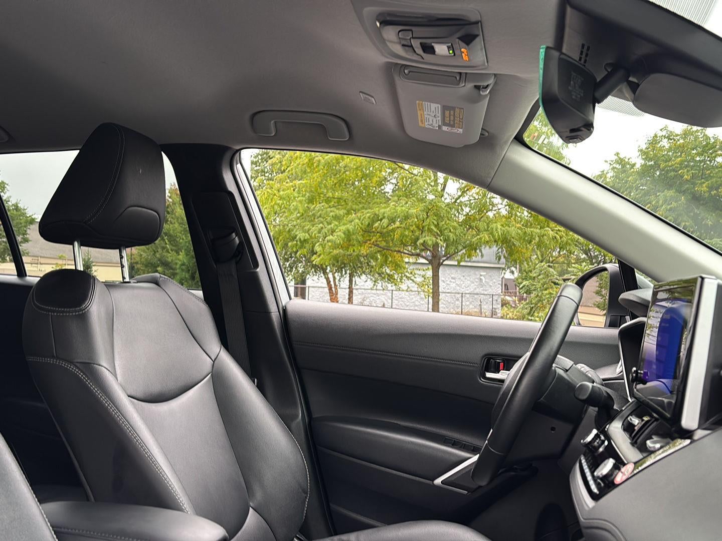 2025 Toyota Corolla Cross XLE