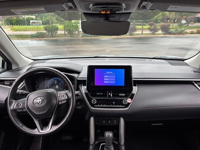 2025 Toyota Corolla Cross XLE
