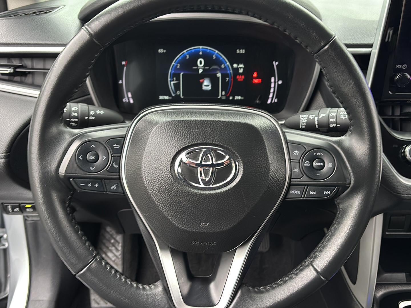 2025 Toyota Corolla Cross XLE