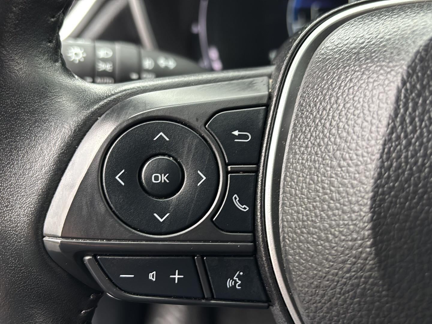2025 Toyota Corolla Cross XLE