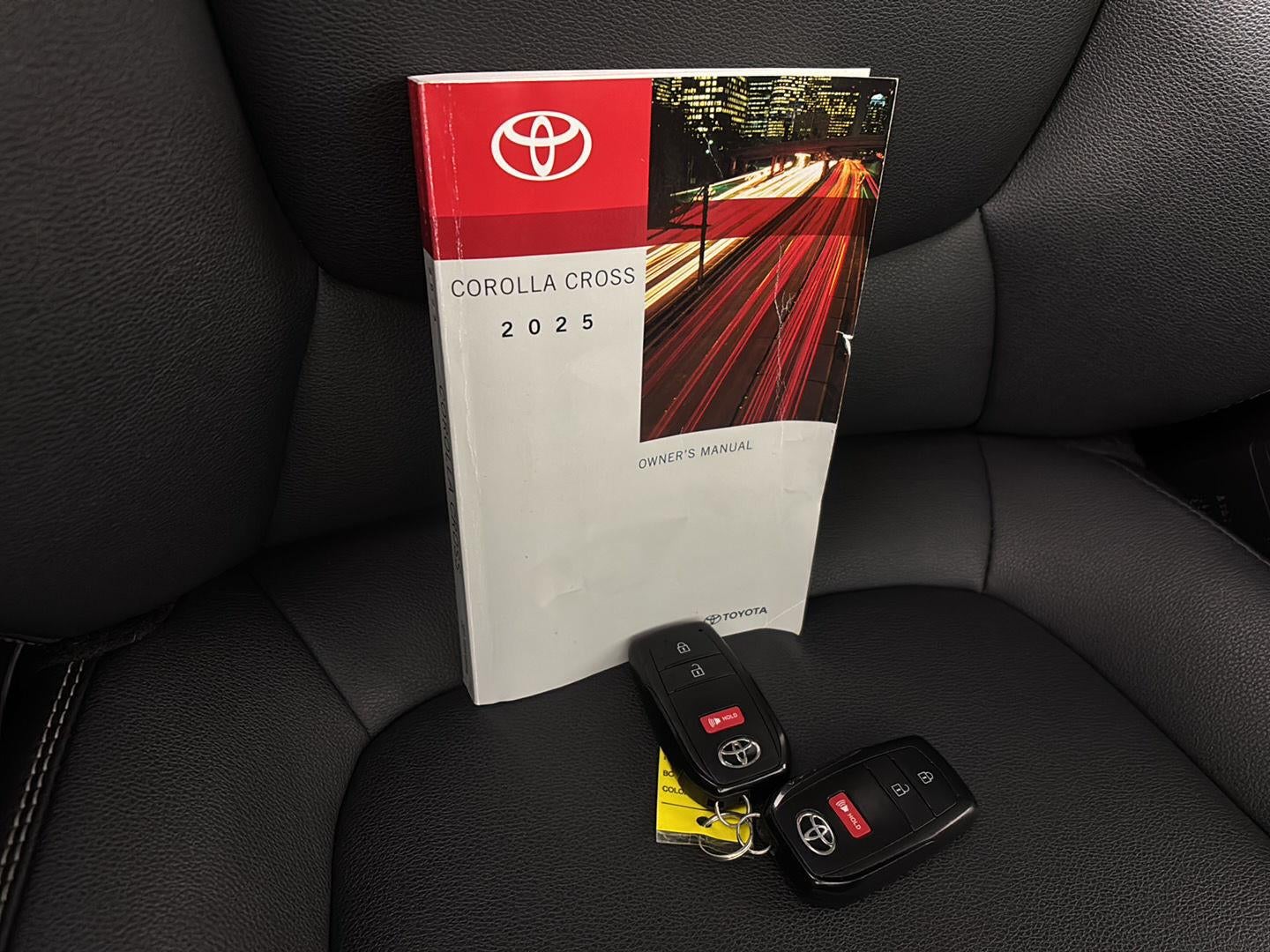 2025 Toyota Corolla Cross XLE
