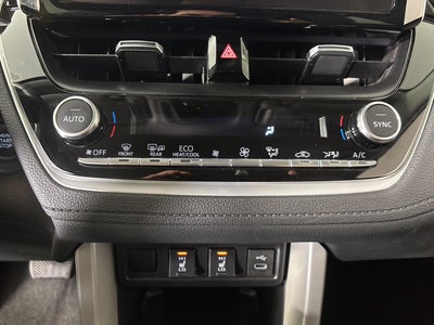2025 Toyota Corolla Cross XLE