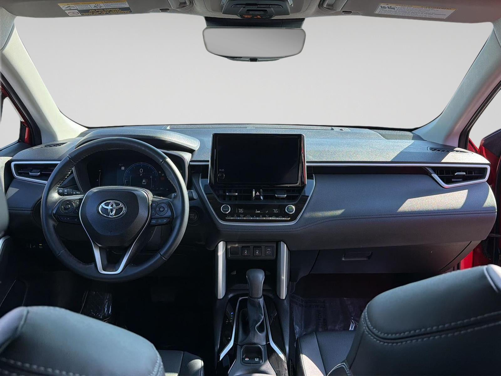 2025 Toyota Corolla Cross XLE