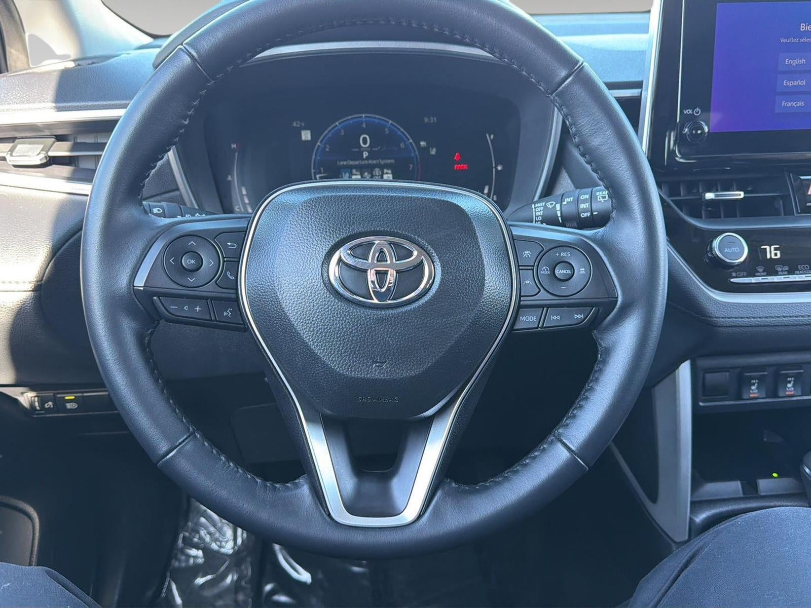 2025 Toyota Corolla Cross XLE
