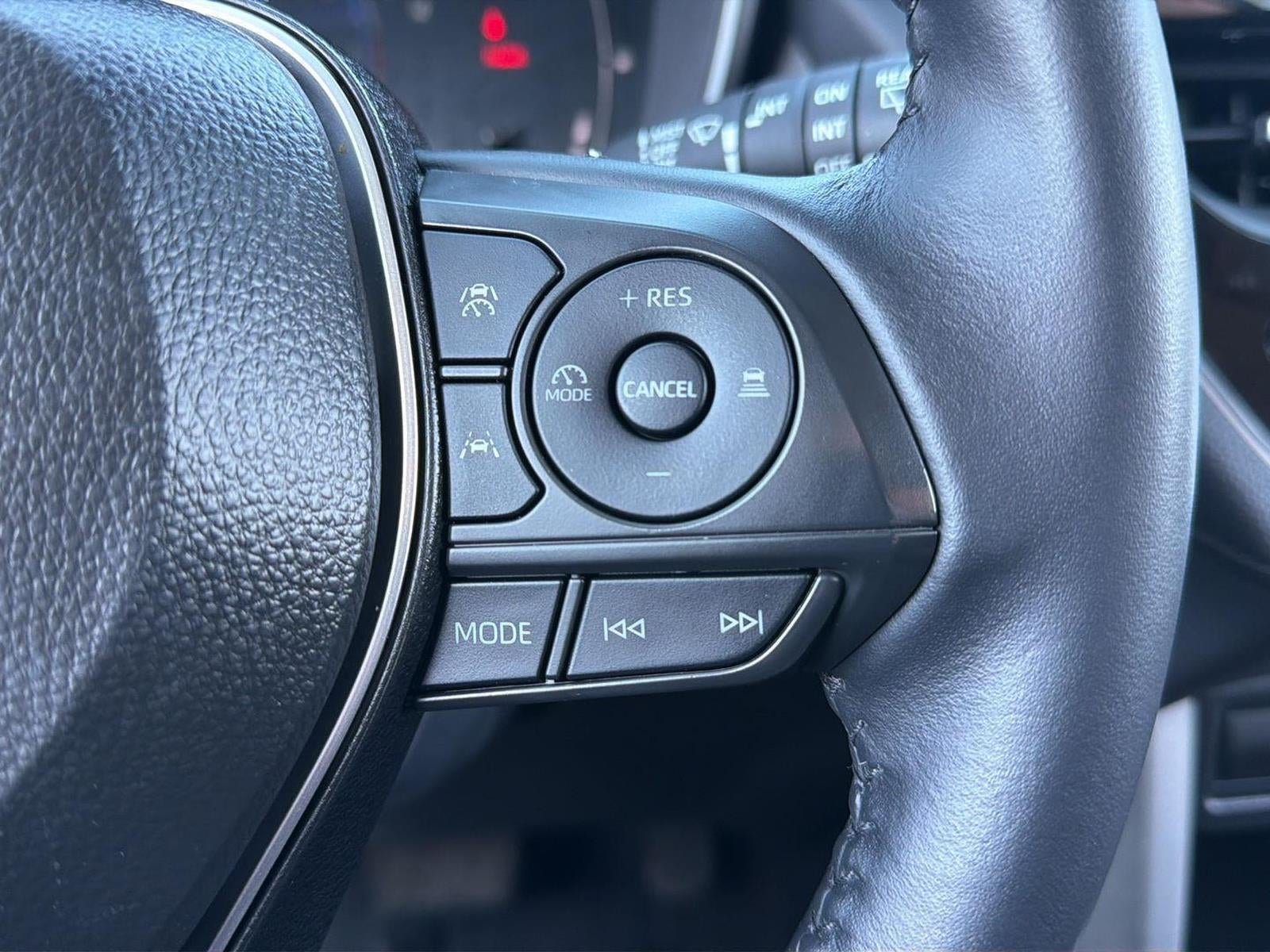 2025 Toyota Corolla Cross XLE