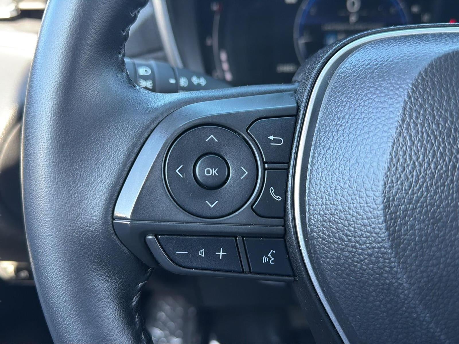 2025 Toyota Corolla Cross XLE