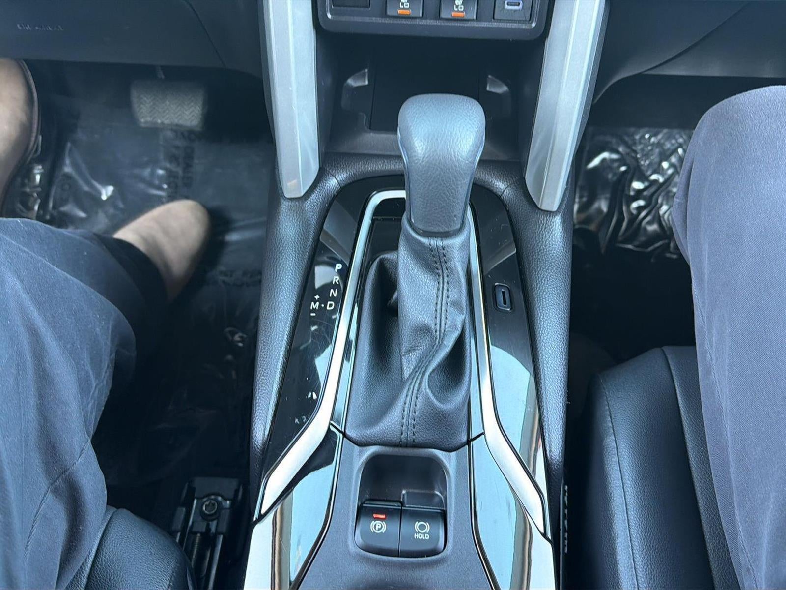 2025 Toyota Corolla Cross XLE