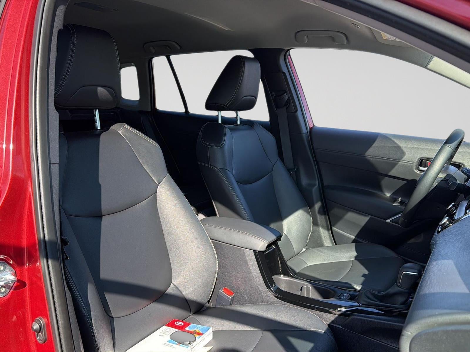 2025 Toyota Corolla Cross XLE